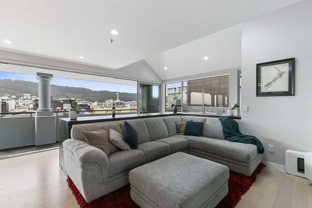 28/182 Wakefield Street, Te Aro, Wellington - Carousel 2