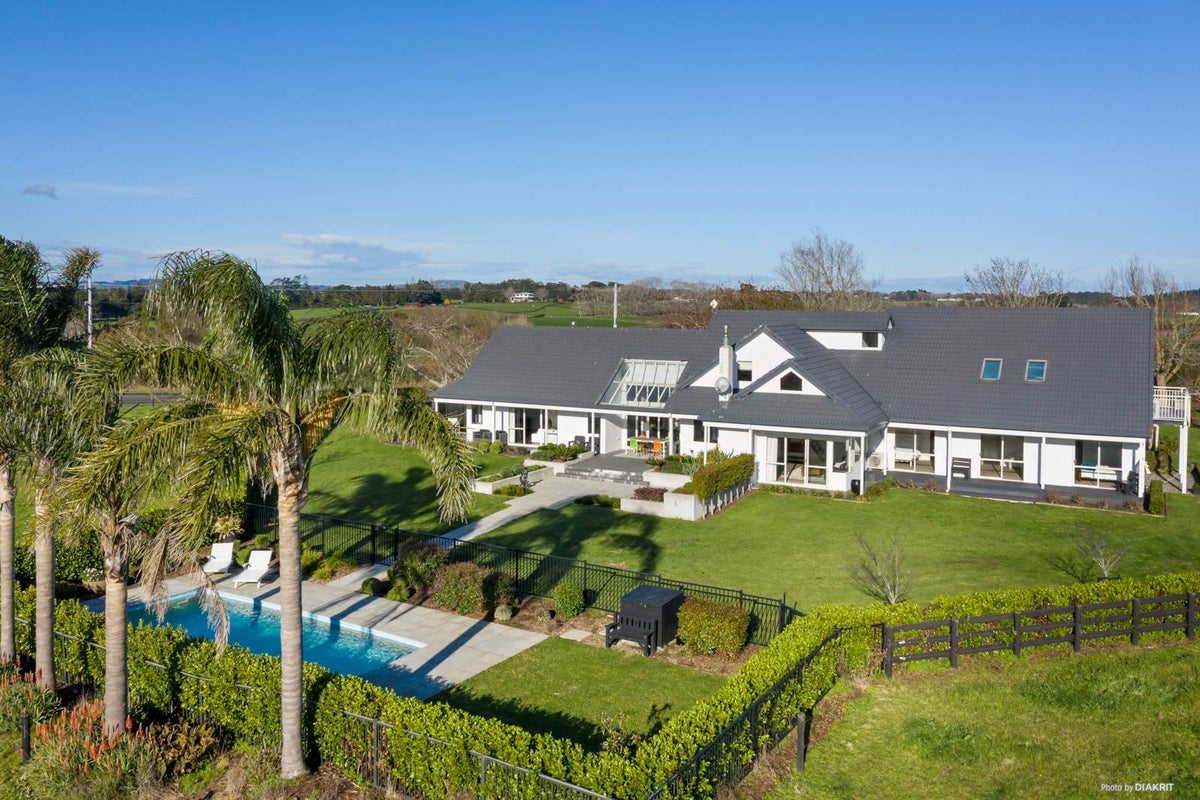 254 Lewis Road, Karaka, Papakura - Carousel 1