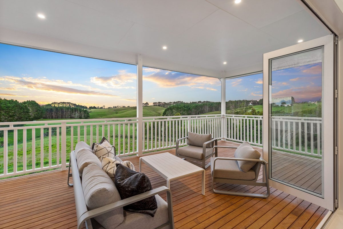 66 Haszard Road, Massey, Auckland - Carousel 1