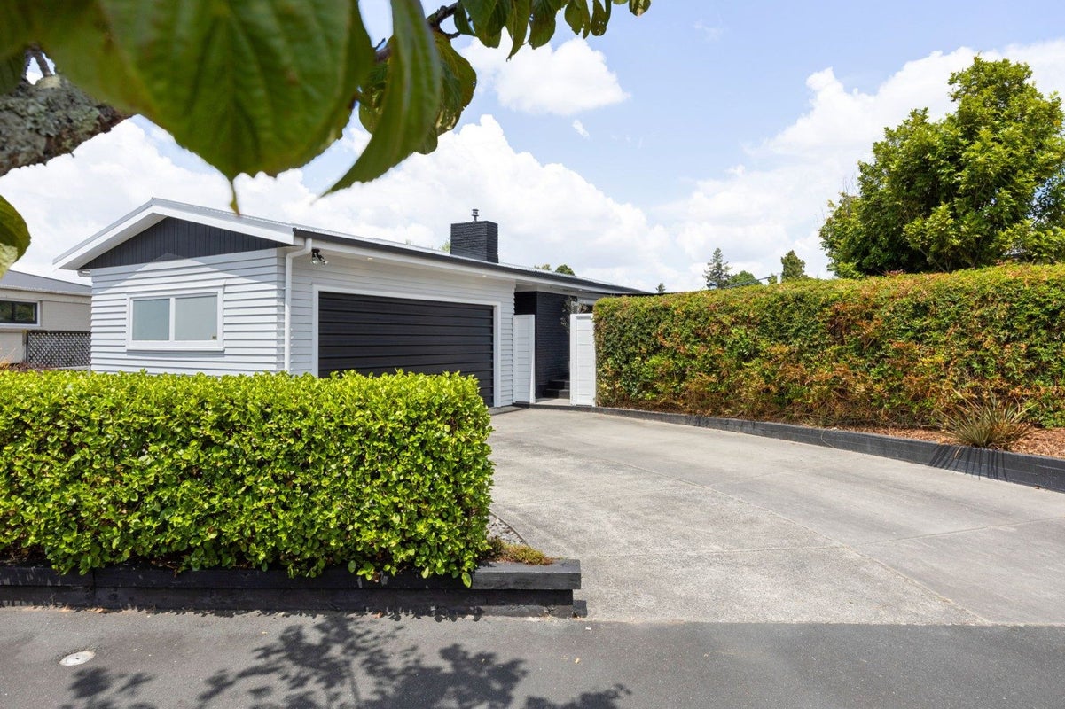 16 Donny Avenue, Chartwell, Hamilton - Carousel 2