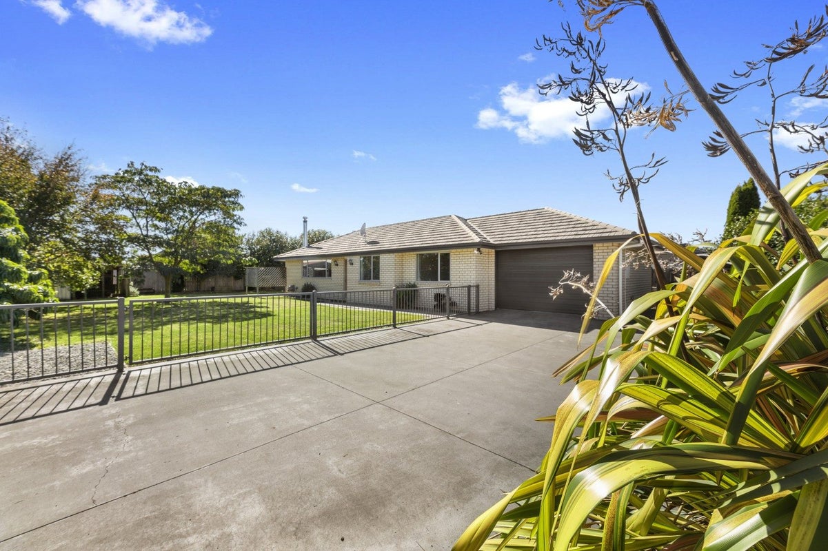 17B Holdaway Street, Riversdale, Blenheim - Carousel 1
