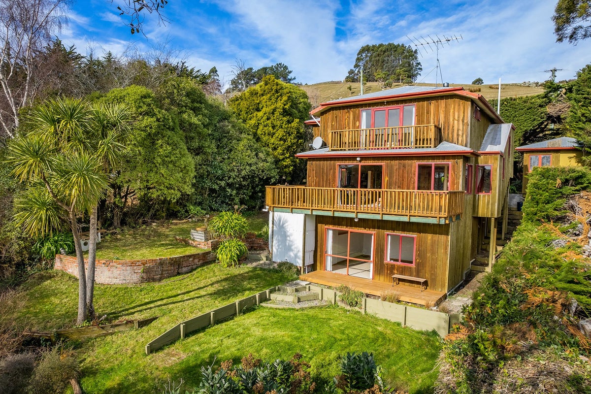 17 Mopanui Street, Purakaunui, Port Chalmers - Carousel 2