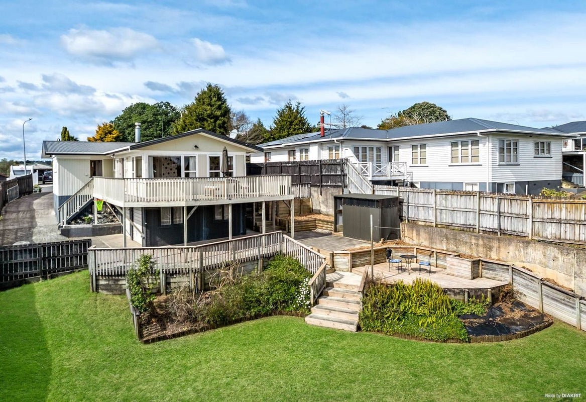 80 Prospect Terrace, Pukekohe, Pukekohe - Carousel 1