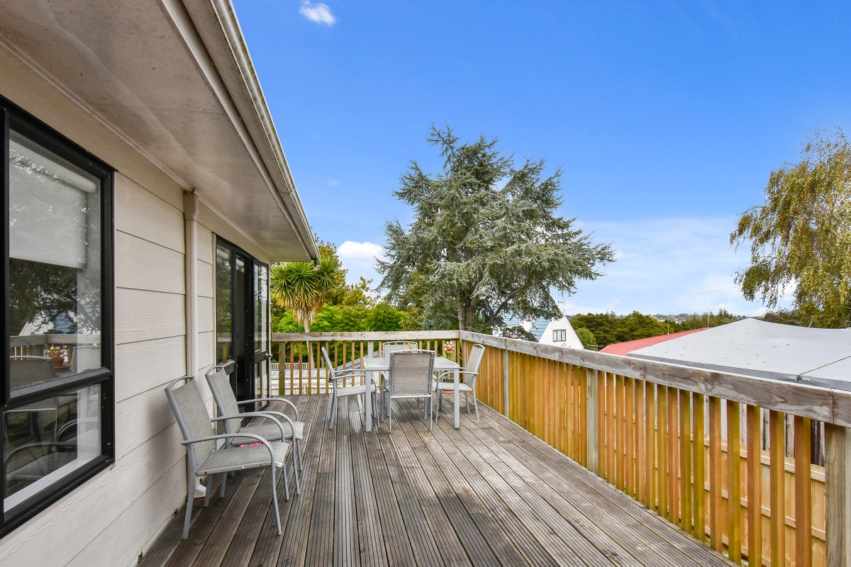 9 Deodar Place, Totara Heights, Auckland - Carousel 13