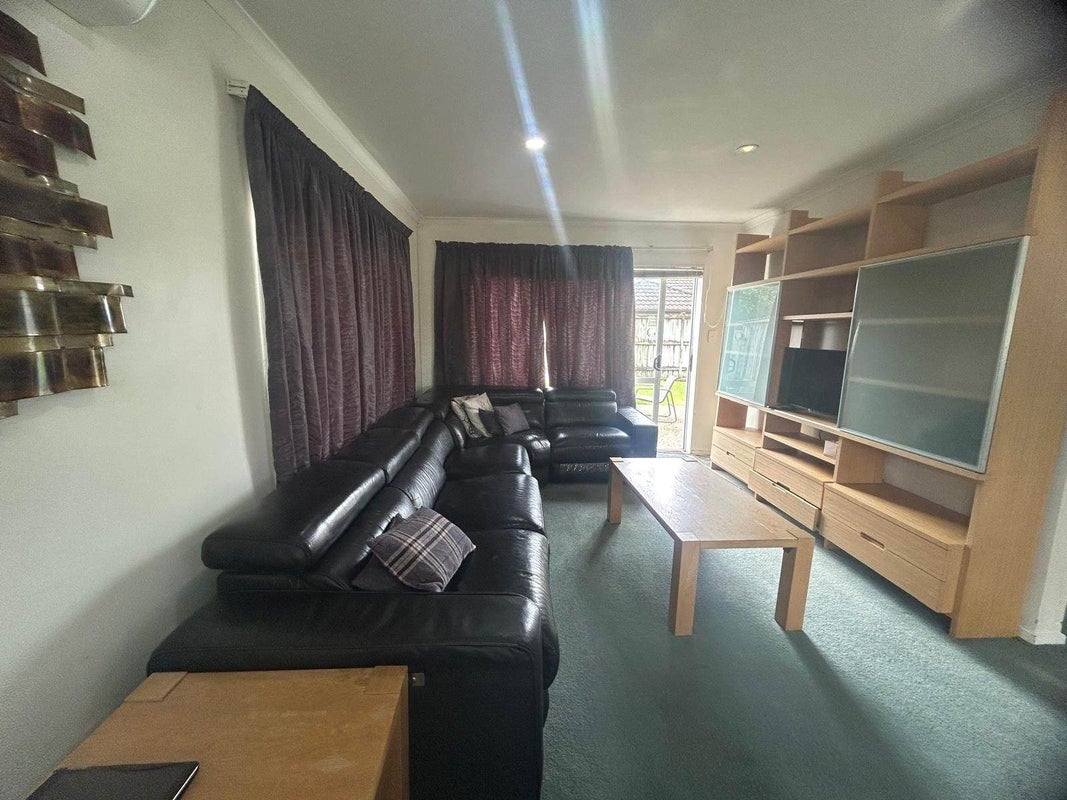 331 Chapel Road, Flat Bush, Auckland - Carousel 2