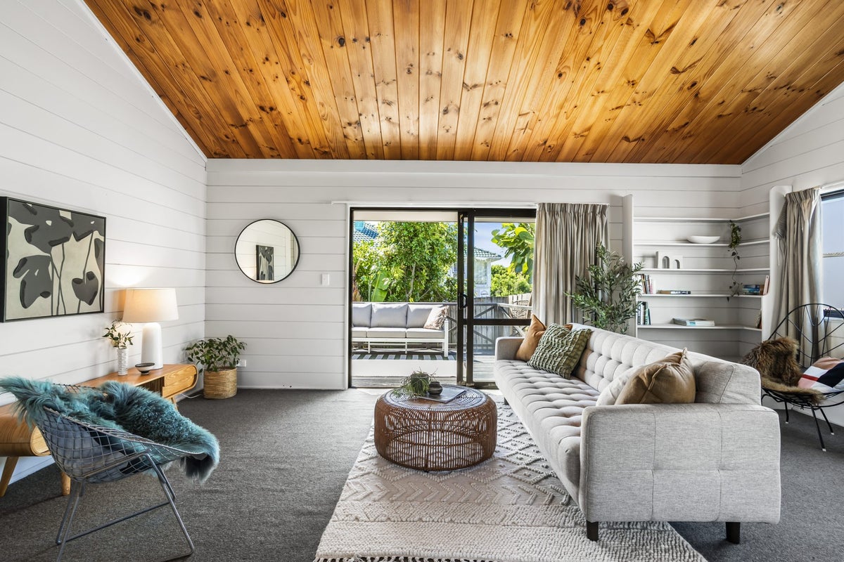 3/20 Eastdale Road, Avondale, Auckland - Carousel 2