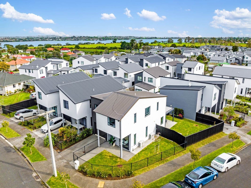 5C Mansfield Street, Glen Innes, Auckland - Carousel 26