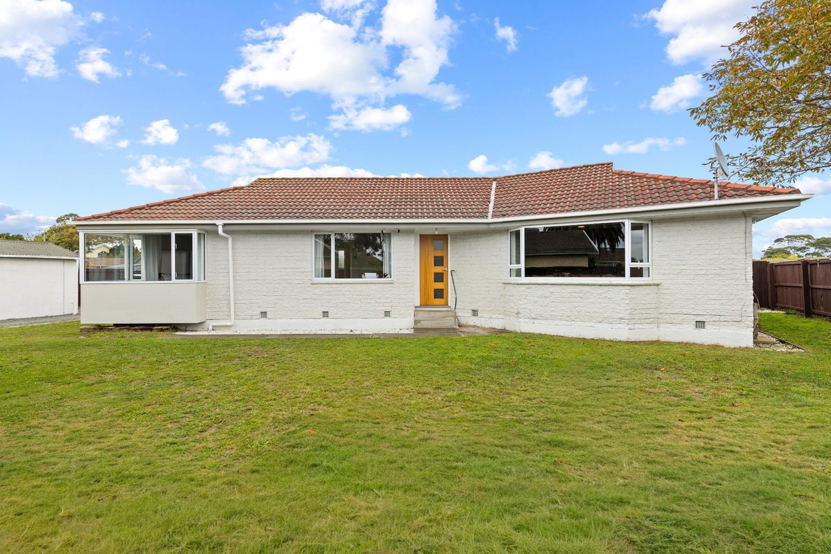 9 Fir Tree Lane, Aranui, Christchurch - Carousel 1