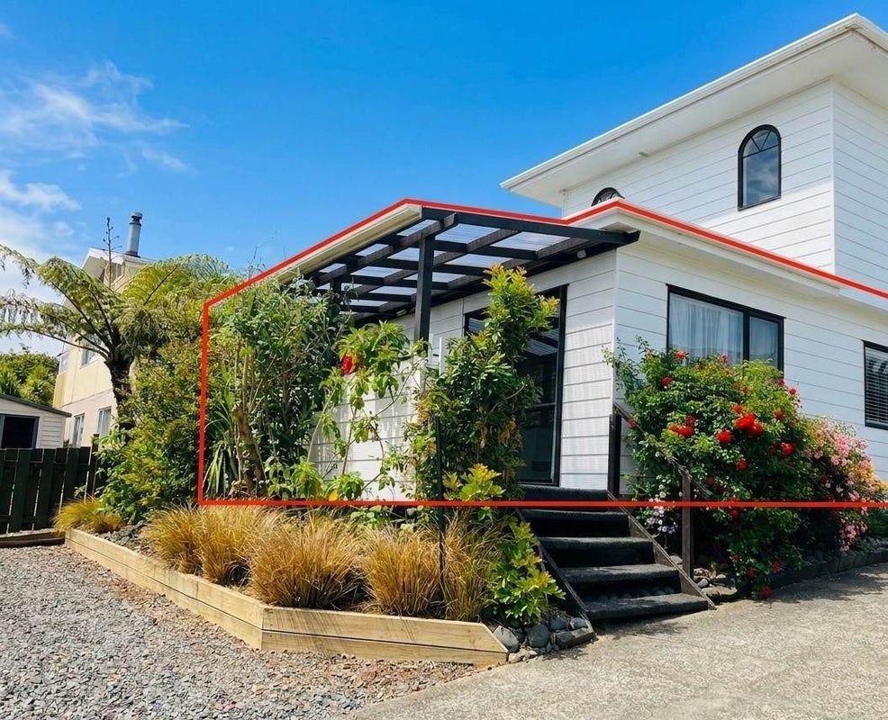 8 John Road, Stanmore Bay, Whangaparaoa - Carousel 1