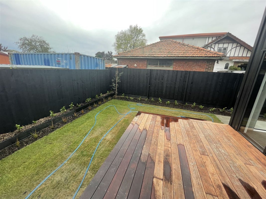 10/27 New Brighton Road, Shirley, Christchurch - Carousel 2