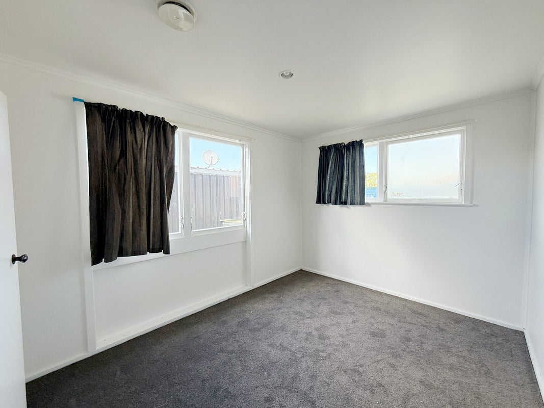 23 Tua Place, Favona, Auckland - Carousel 2