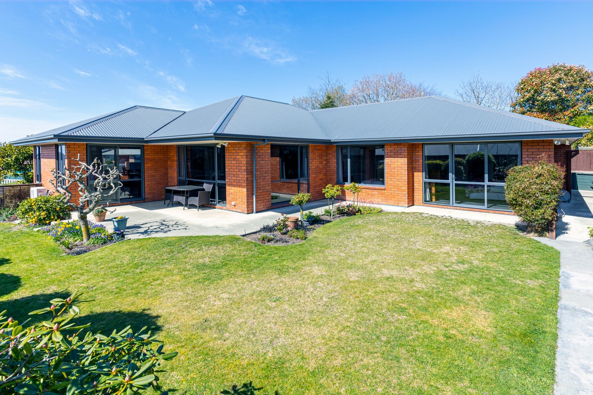 184 Mountain View Road, Gleniti, Timaru - Carousel 1