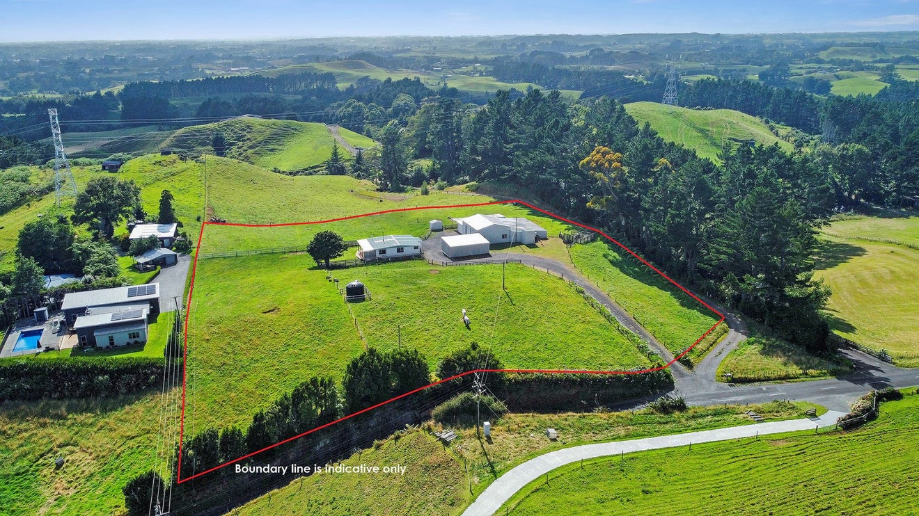 435 Barrett Road, Omata, New Plymouth - Carousel 16
