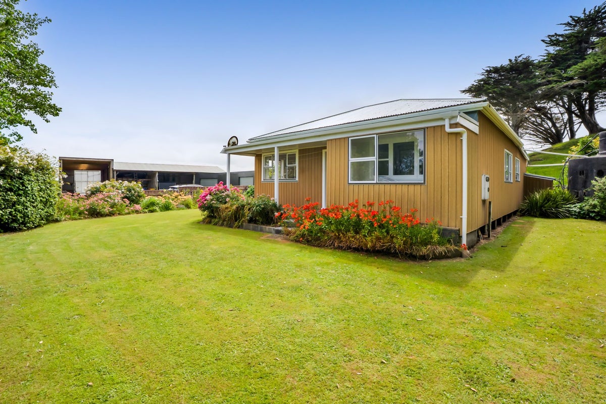5610 South Road, Opunake - Carousel 41