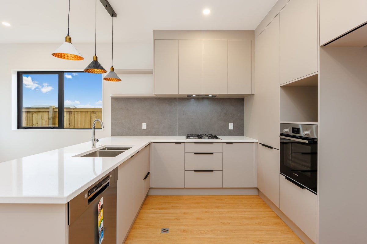 95 Bellfield Road, Opaheke, Papakura - Carousel 2