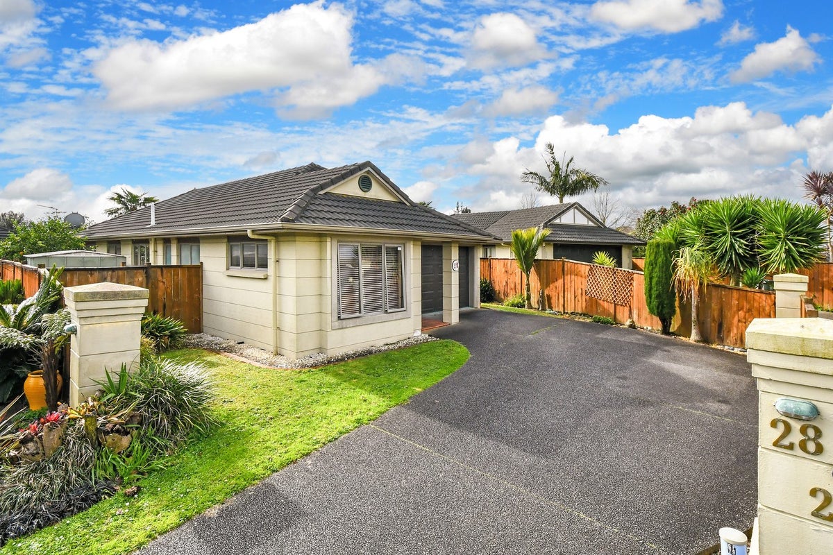 28 Taka Street, Takanini, Auckland - Carousel 1