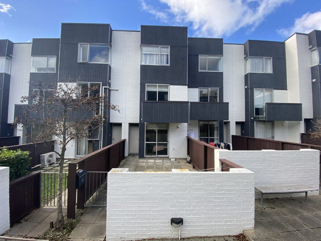 35/120 Rintoul Street, Newtown, Wellington - Carousel 2