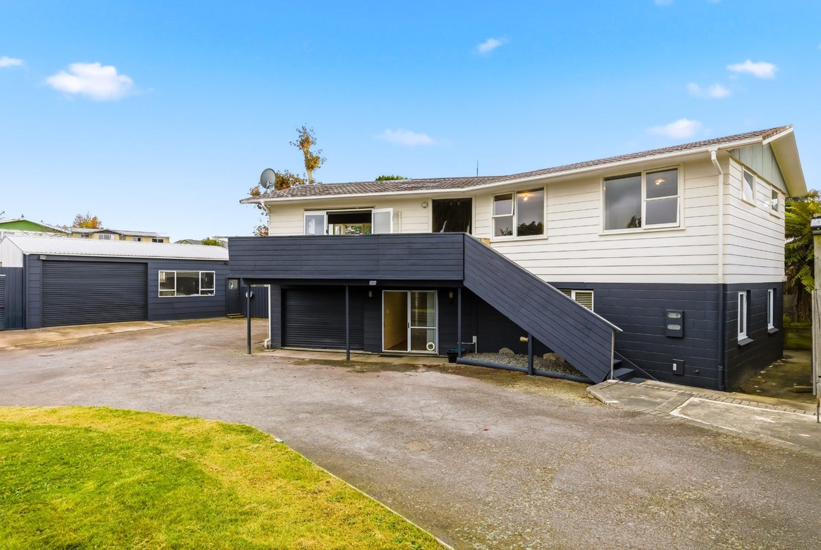 102 Taharepa Road, Hilltop, Taupo - Carousel 1