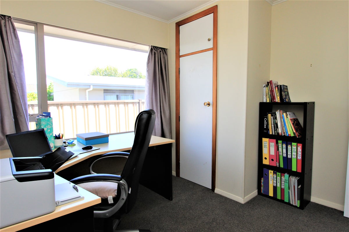 25 Ward Street, Springlands, Blenheim - Carousel 14