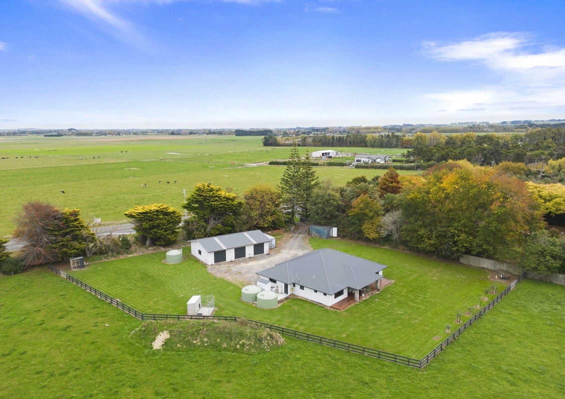 1218 Rangitikei Line, Newbury, Palmerston North - Carousel 2