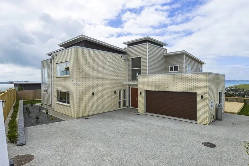 20 Herbert Pollard Drive, Maraetai, Auckland - Carousel 1