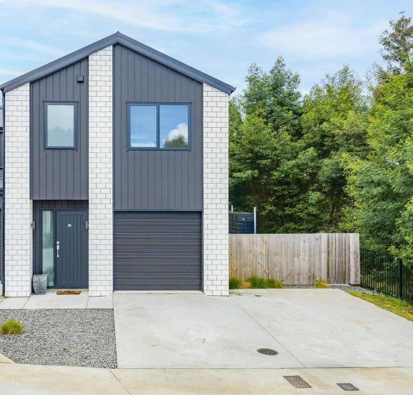 10/23 Marjoriefield Mews, Fitzroy, Hamilton - Carousel 12