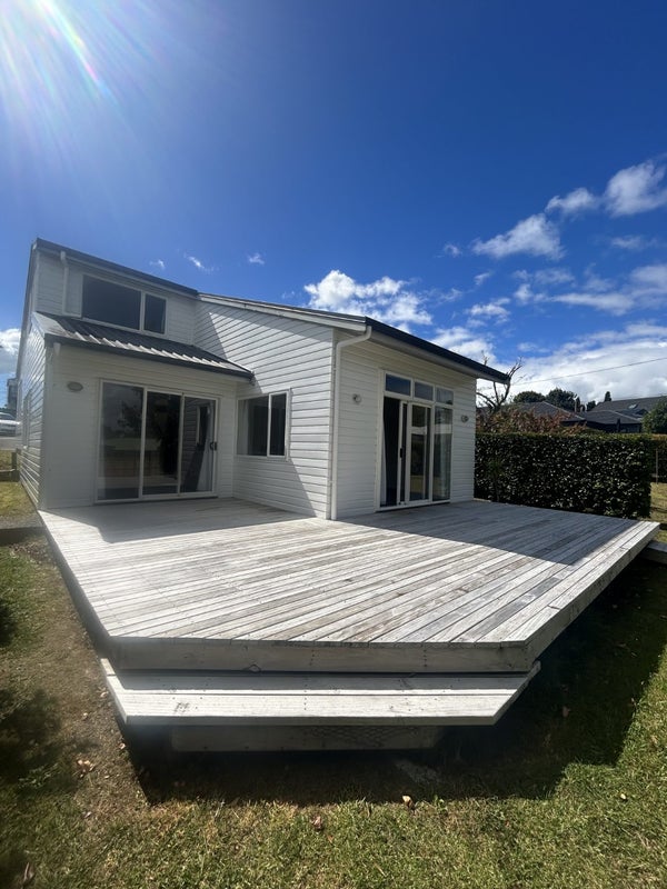 304A Rangatira Road, Beach Haven, Auckland - Carousel 1