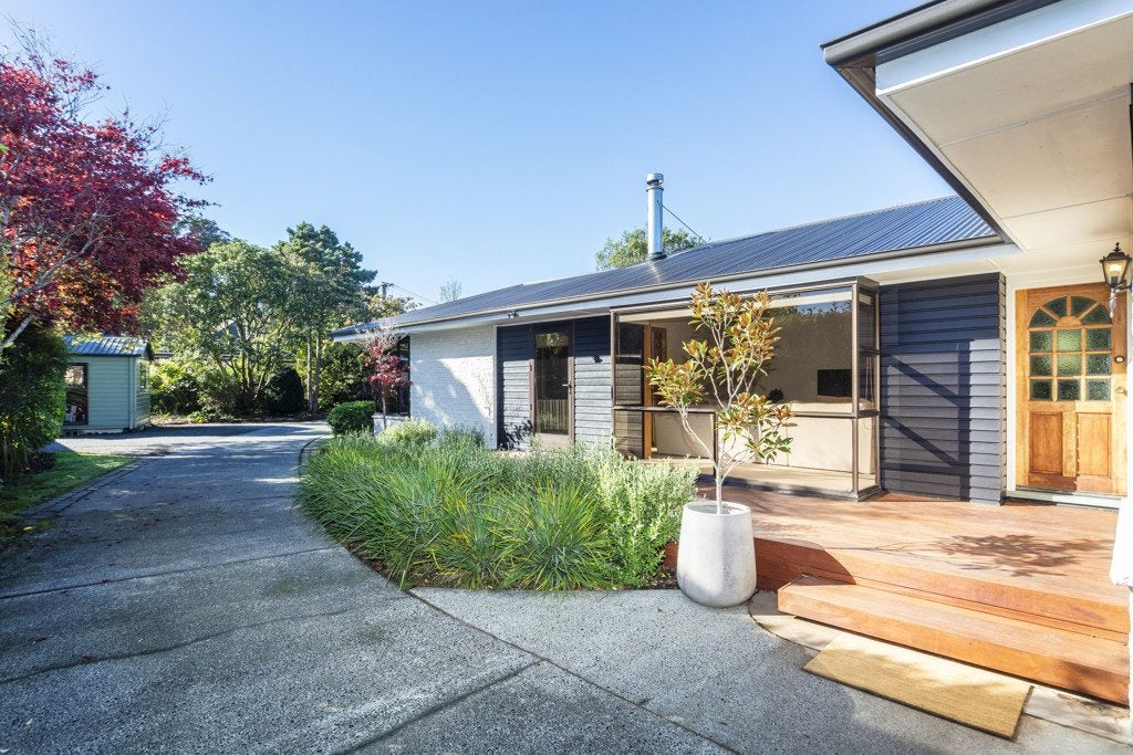 11B Ashgrove Terrace, Somerfield, Christchurch - Carousel 2