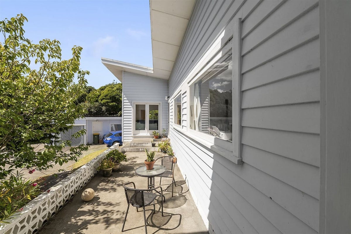 63 Awatea Street, Ranui, Porirua - Carousel 14