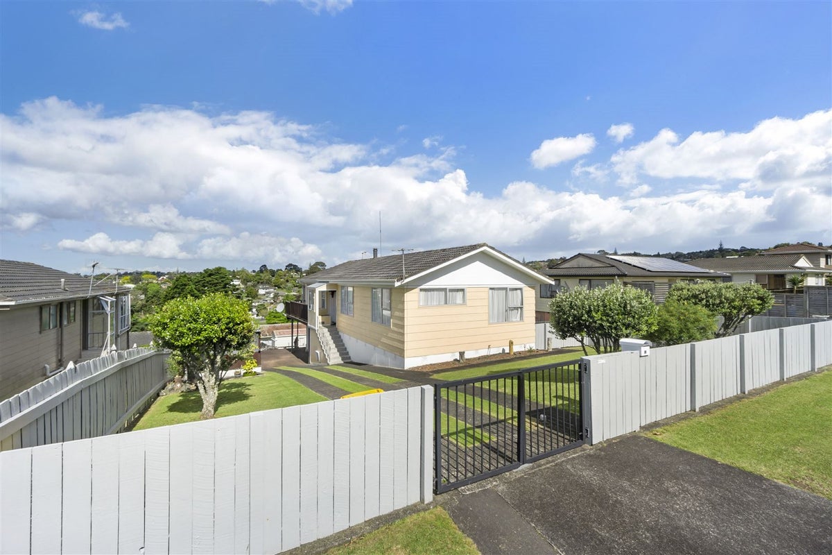 78 Solar Road, Glen Eden, Auckland - Carousel 2