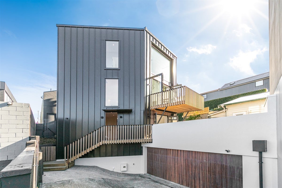 5B Scarborough Terrace, Parnell, Auckland - Carousel 2