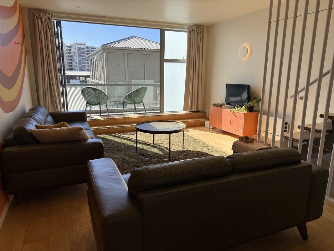254/21 Left Bank, Te Aro, Wellington - Carousel 1