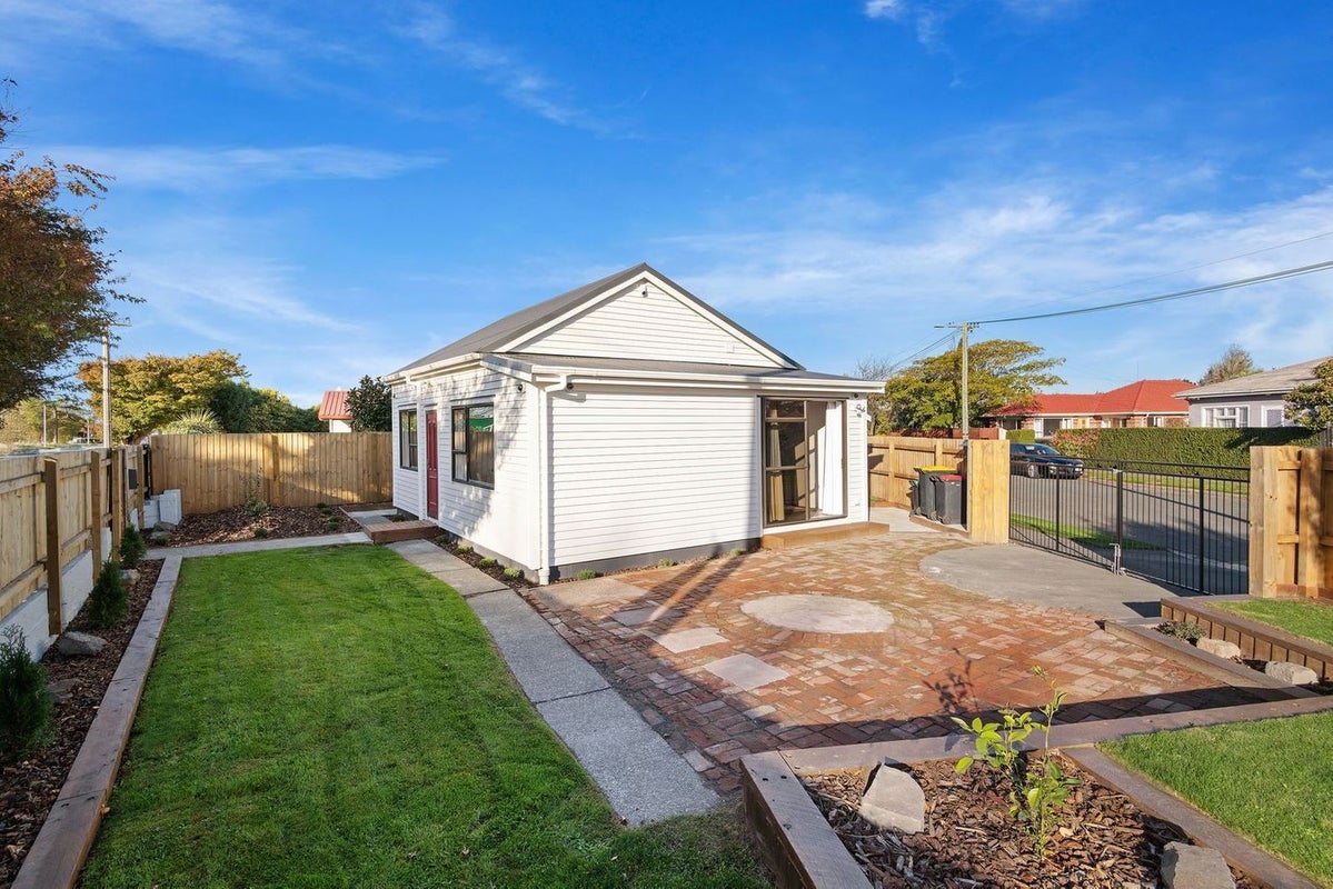 31 Johns Road, Belfast, Christchurch - Carousel 1