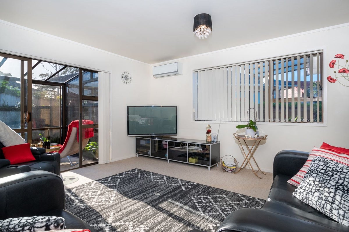 12 Annette Avenue, Te Atatu South, Auckland - Carousel 19