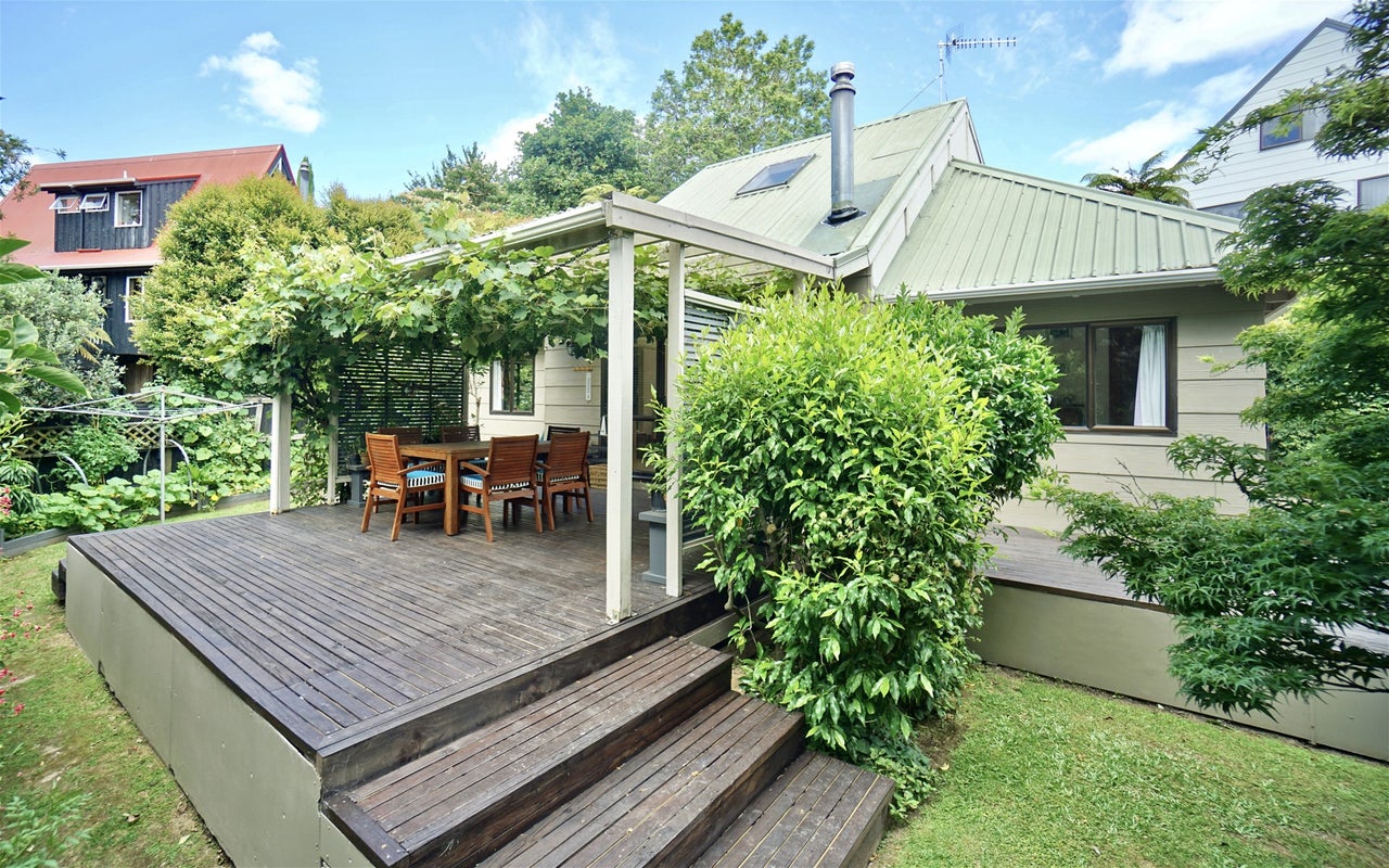 14 Nettlingham Place, Te Puke, Te Puke - Carousel 1