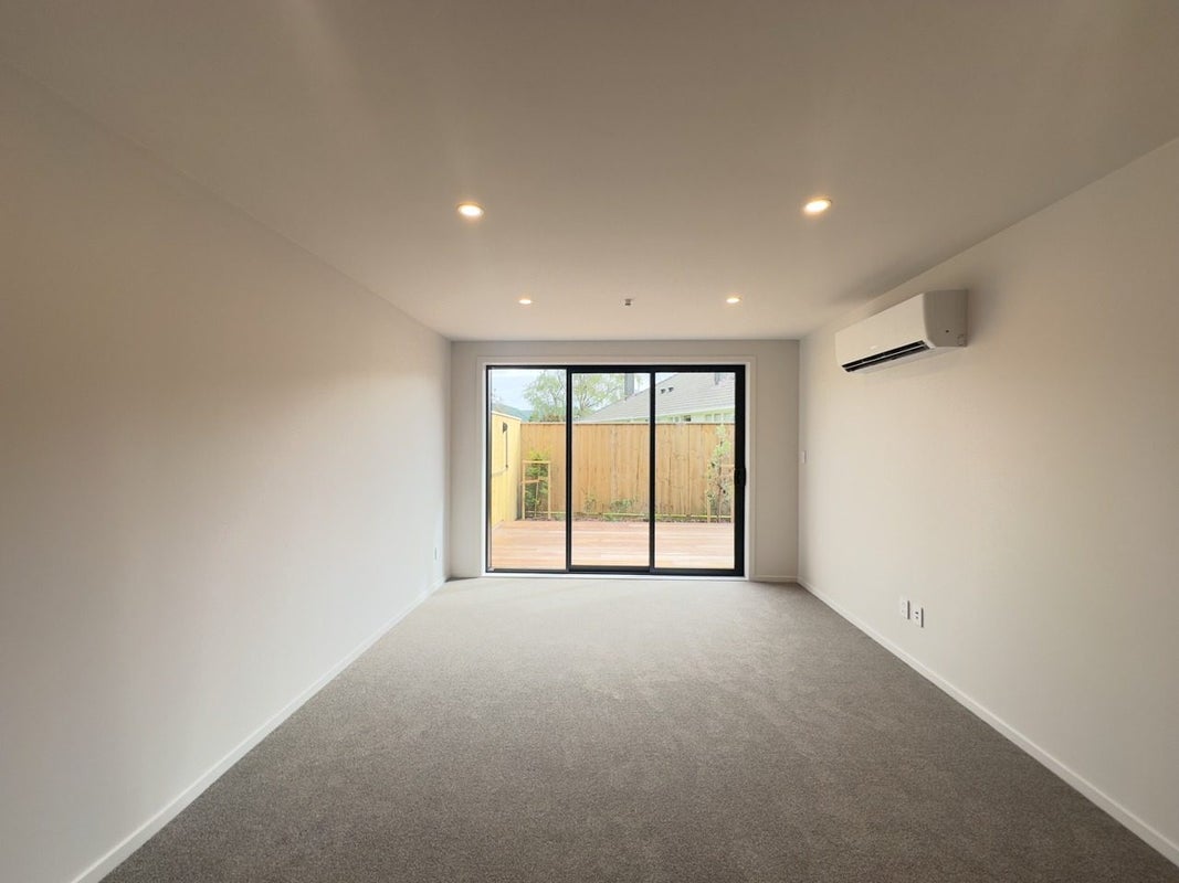 20/7 Johnston Grove, Taita, Lower Hutt - Carousel 2