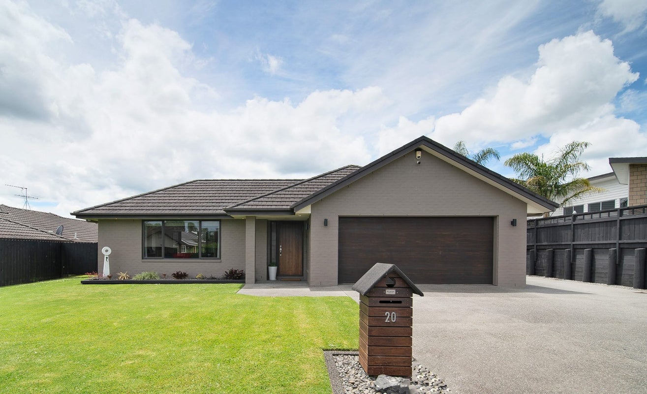 20 Parkhaven Drive, Rosehill, Papakura - Carousel 1