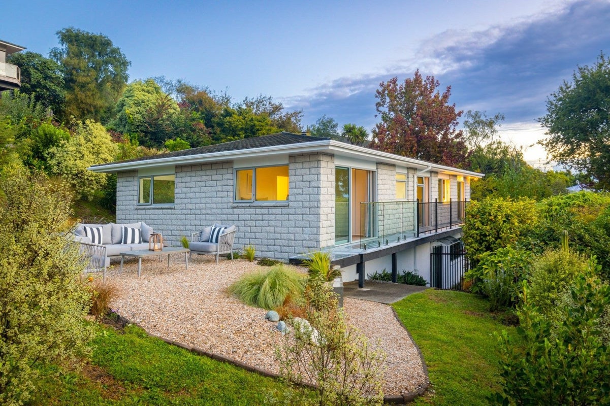 72A Tosswill Road, Tahunanui, Nelson - Carousel 2