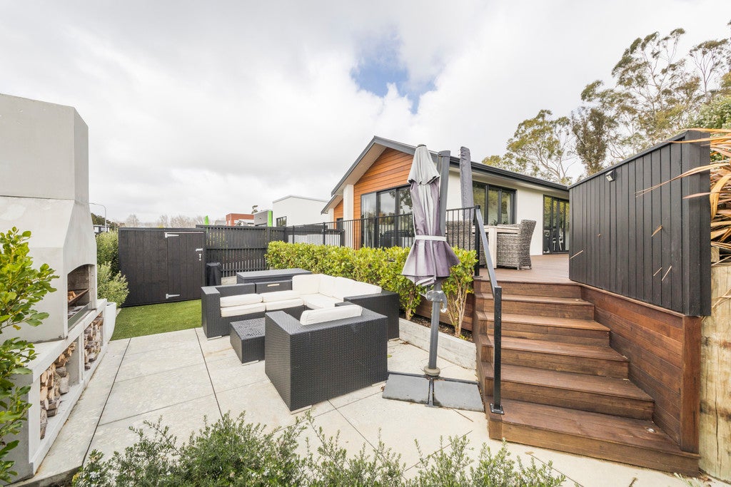 137 Atawhai Road, Fitzherbert, Palmerston North - Carousel 1