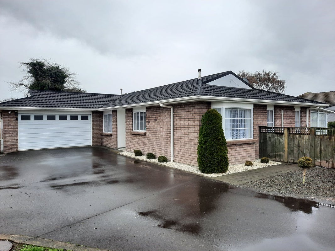 2 Kingston Street, Awapuni, Palmerston North - Carousel 1