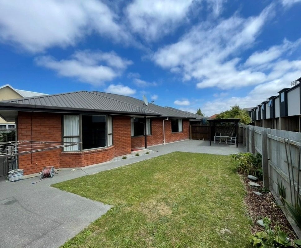 1/35 Division Street, Riccarton, Christchurch - Carousel 2