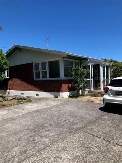 1/3 Crossfield Road, Glendowie, Auckland - Carousel 1