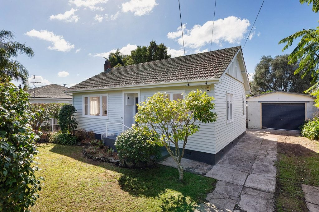 34 Gavin Street, Ellerslie, Auckland - Carousel 1