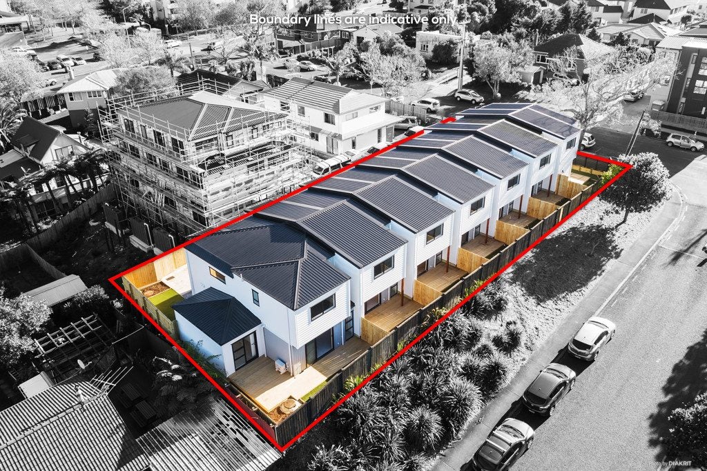 6/19 Buscomb Avenue, Henderson, Auckland - Carousel 11