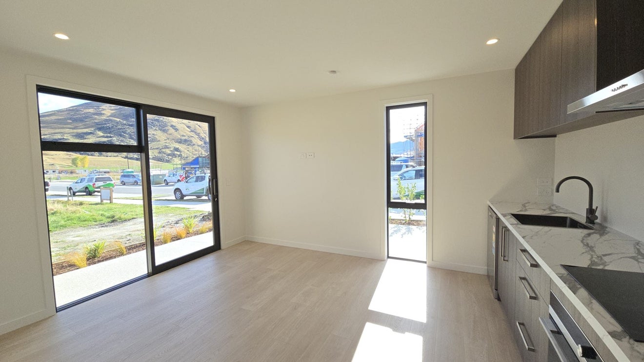 13 Goldfinch Drive, Jacks Point, Queenstown - Carousel 2