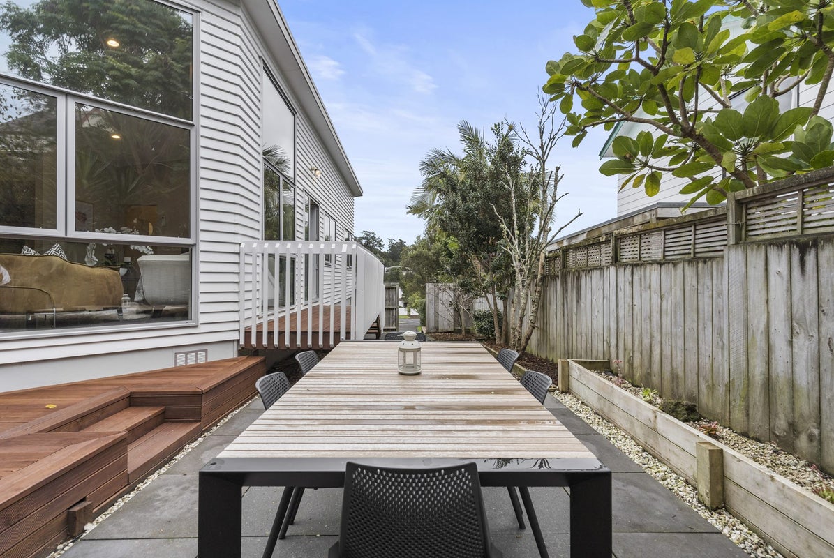 56A Gatman Street, Birkdale, Auckland - Carousel 2