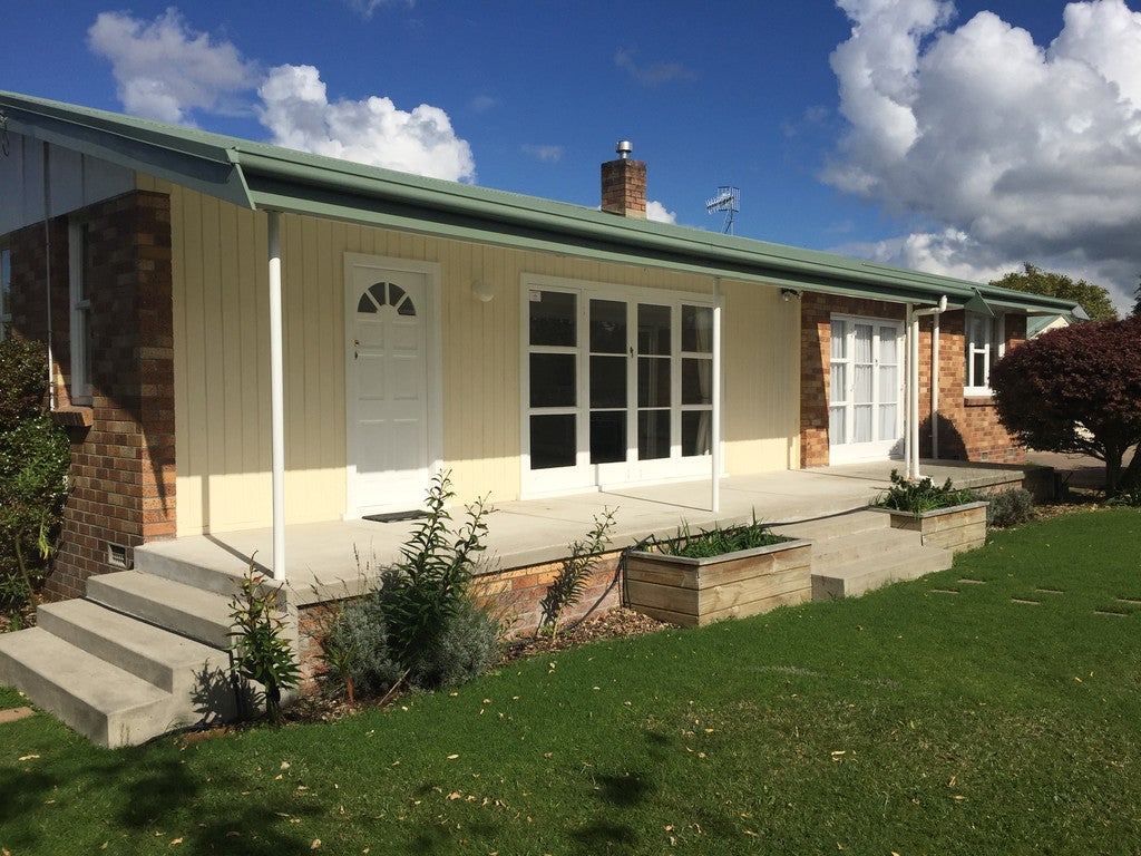 20 Braid Road, St Andrews, Hamilton - Carousel 1