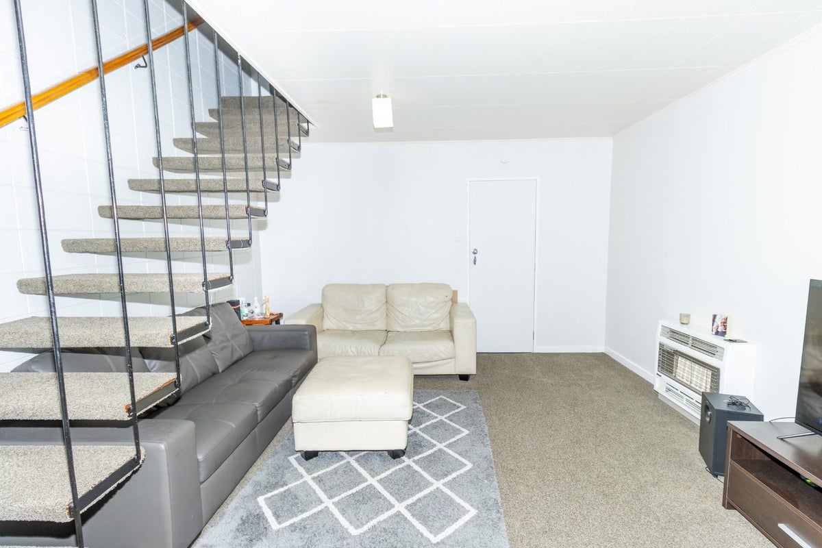 1 Pascal Street, Palmerston North, Palmerston North - Carousel 2