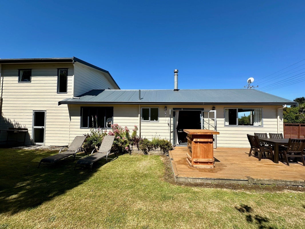 30 Tarata Street, Balclutha - Carousel 2