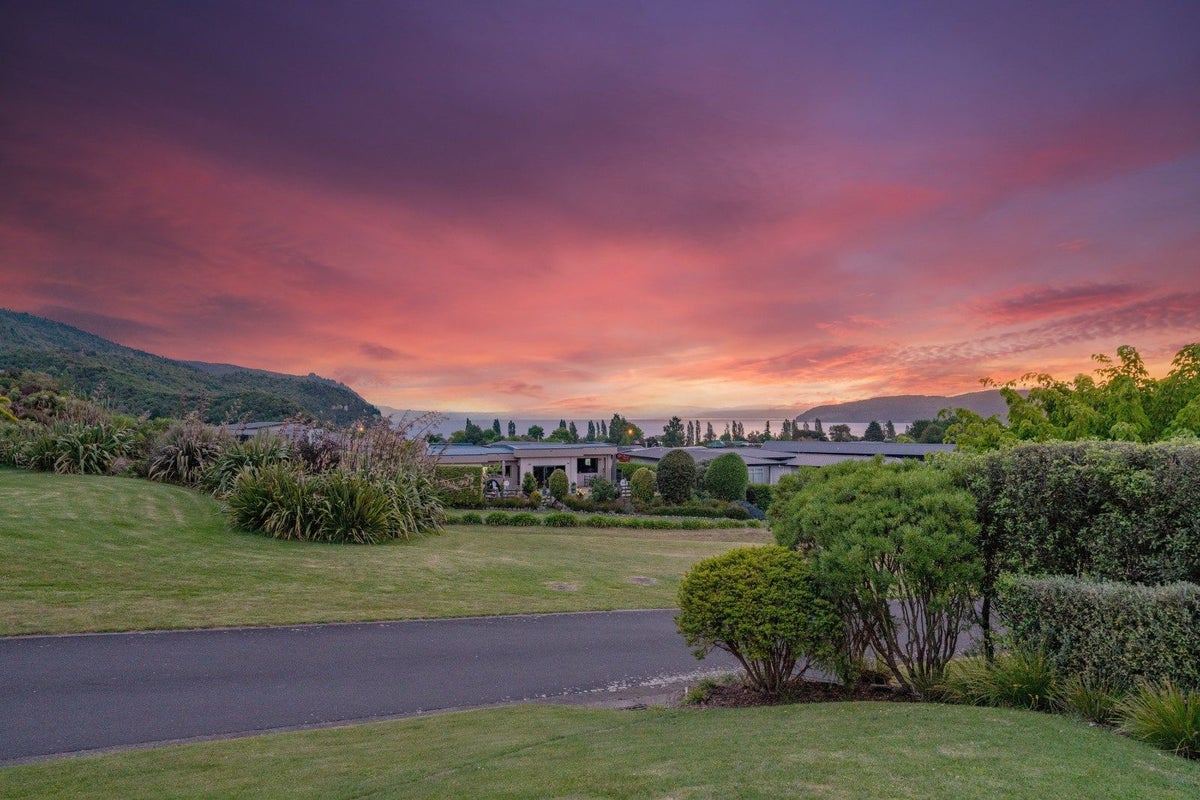 33 Bodes Lane, Kinloch, Taupo - Carousel 26